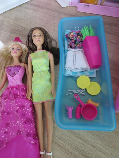 Domček pre bábiky barbie,