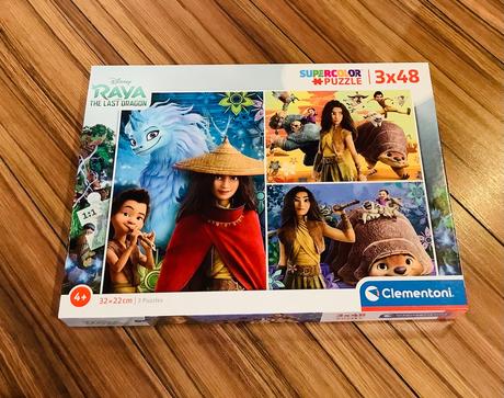 Krásne puzzle raya a drak 3 v 1,