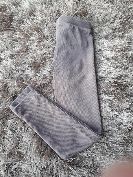 Menčestrové nohavice velk.122, c&a,122