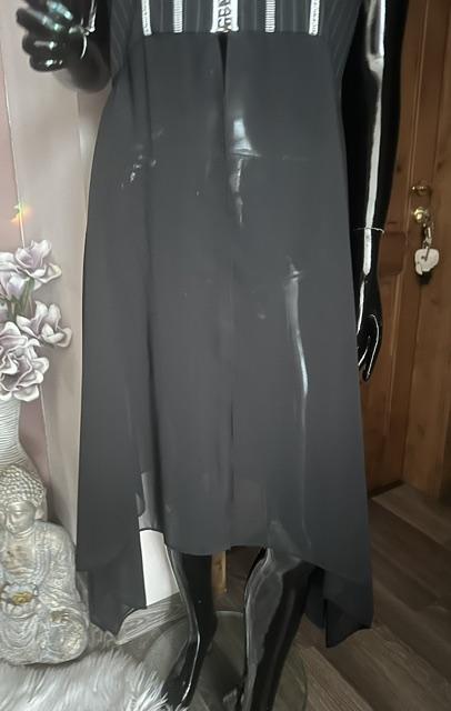 Vesta na zips s predĺženou tylovou sukňou, m