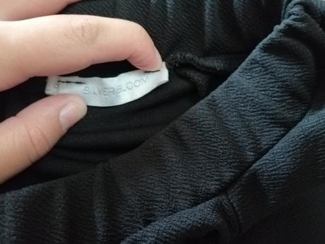 Krásne malé čierne, 34