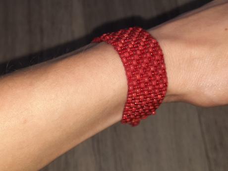 Dámske a dievčenské náramky,