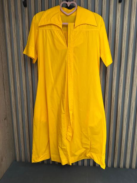 Žlté košeľové šaty, s
