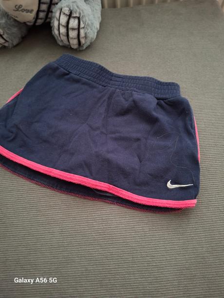 Kraťasy č.98, nike,98
