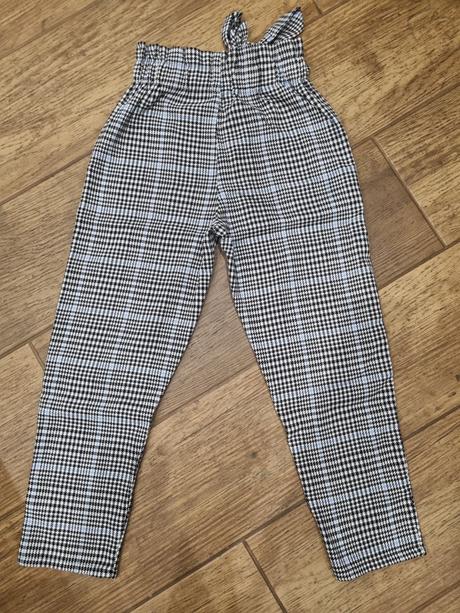 Karovane nohavice, h&m,140