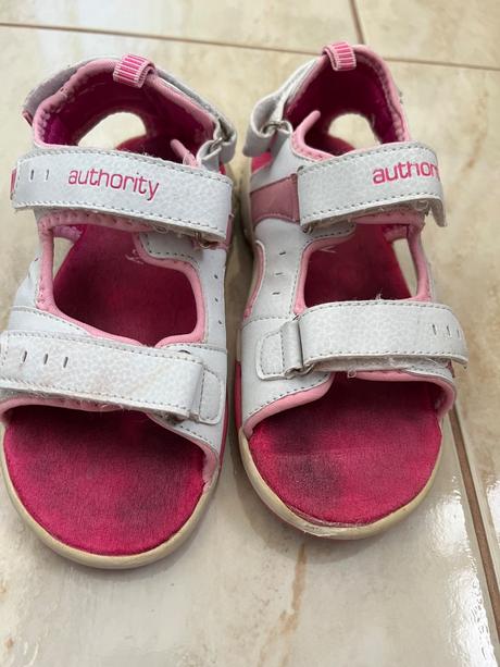 Sandalky, authority,32