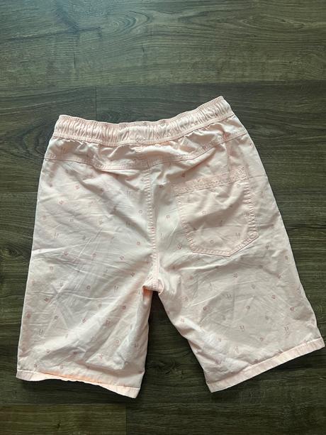 Marhuľové kraťasy, reserved,164