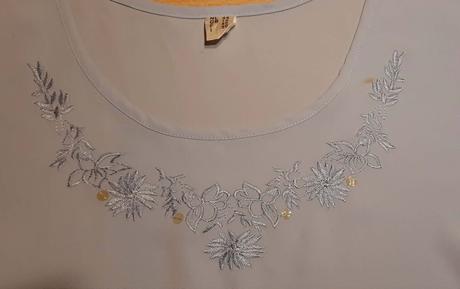 Predám letný top (blúzku)  veľ.xl (44), xl