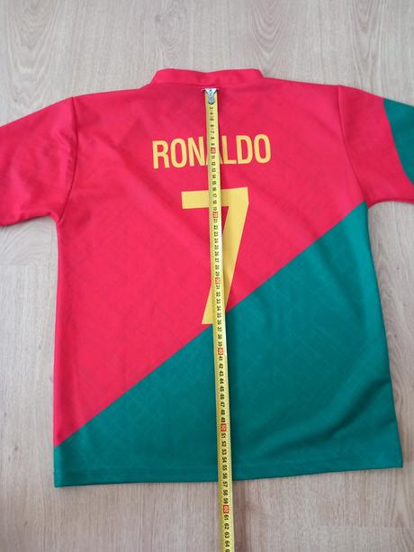 Futbalový dres ronaldo, 152
