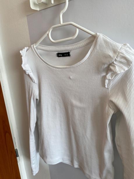 Tričko s volánmi, sinsay,s