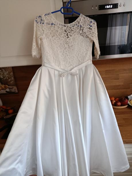 Šaty na 1.sv.prijimanie, 146