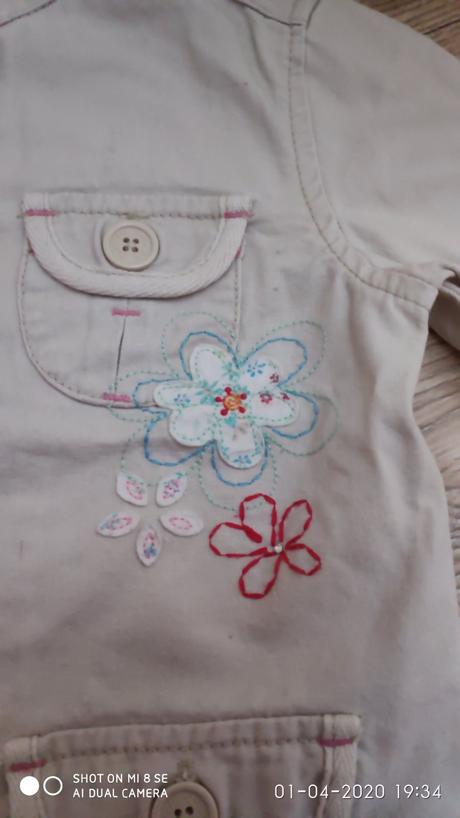 Bundička s krásnymi vysivkami, cherokee,98