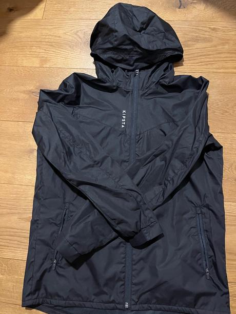 Sustiakova bunda do dazda futbalisticka, kipsta,152