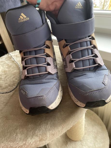 Zimné snehulky, adidas,37