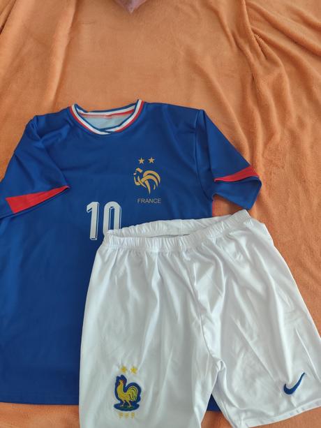 Futbalový dres, 146