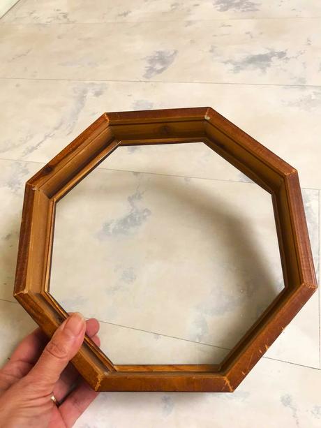 Starožitný drevený rám so sklom,