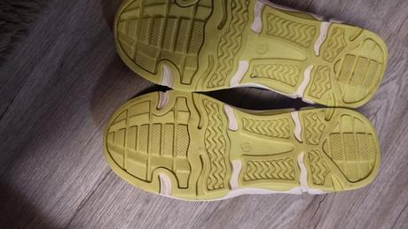 Tenisky, reserved,39