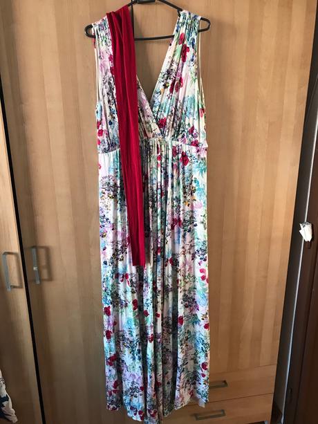 Dlhe tehotenské spolocenske saty, l