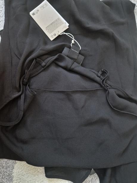 Monki kokteilové šaty, s