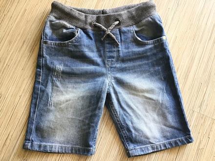 Šortky, f&f,128