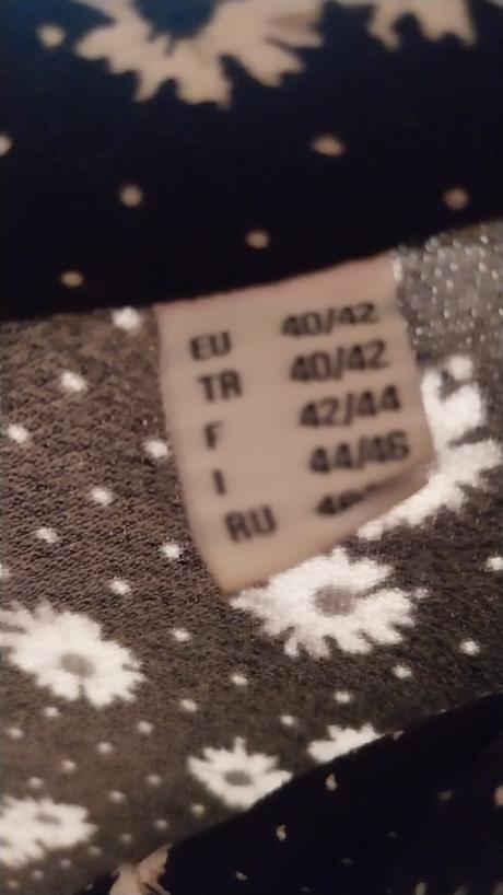 Cierne saty s kvetinkami 40/42, tchibo,42