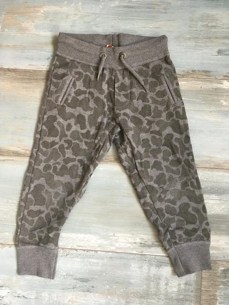 Oteplené maskáčové tepláky, 92