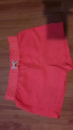 Plavecké šortky, 128