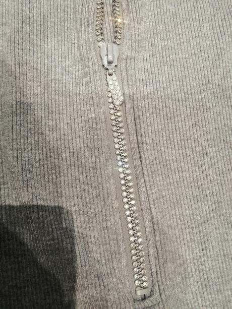 Sivé šaty ambitionfly so zipsom vo výstrihu,vs-m, m