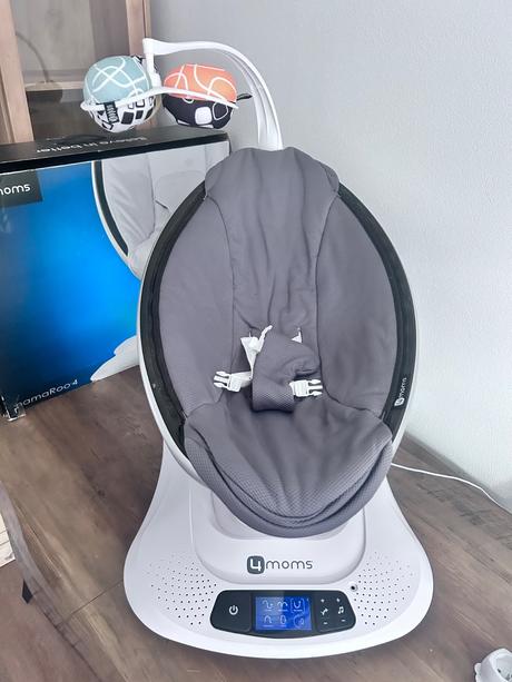 Hojdačka mamaroo4 4moms, 