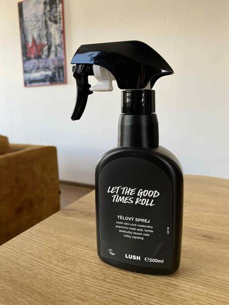 Lush let the good times roll telový sprej 200ml,