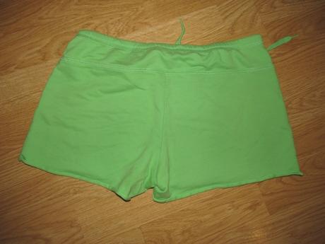 Zelené šortky v. 164, zara,164