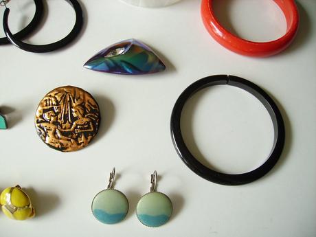 Farebná bižutéria, 