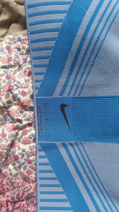 3 ks sport. podprsenky zn.nike,leginy zn.gymshark, nike,s