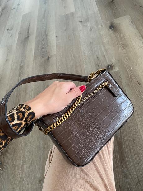 Guess mala kabelka, guess