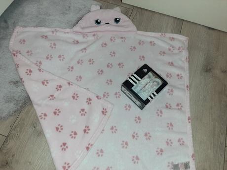 Dečinka a capajdy adidas, 