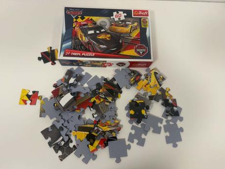 Detské puzzle trefl disney cars autá 60,