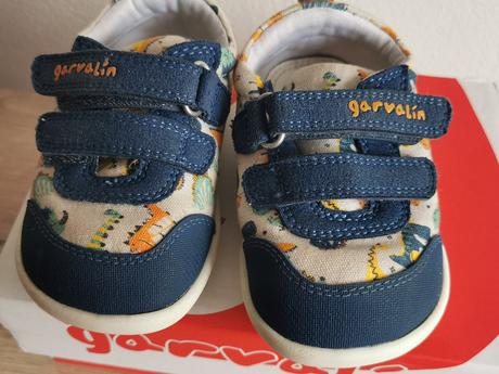 Barefoot tenisky, 20