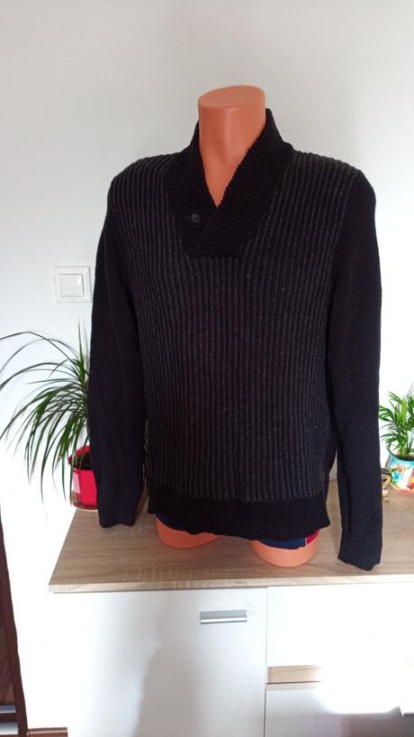 Sveter v.l, esprit,l