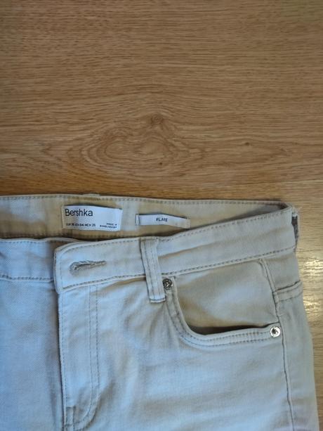 Zvonové rifle bershka, bershka,s