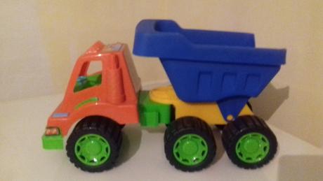 Nákladné autíčko,