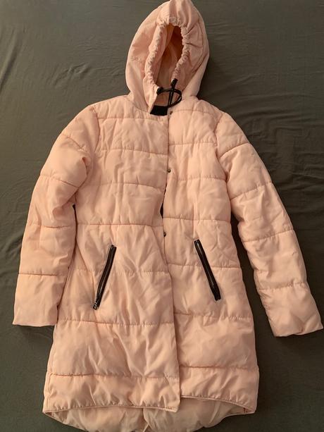 Ružová bunda, gate,s