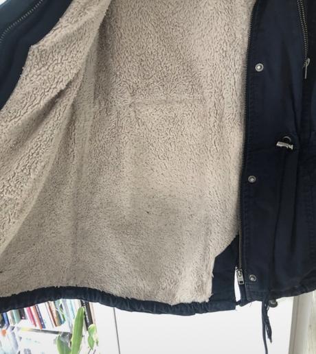 Modrá dámska bunda s kozusinou, h&m,s