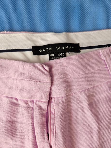Ružové nohavice, gate,36