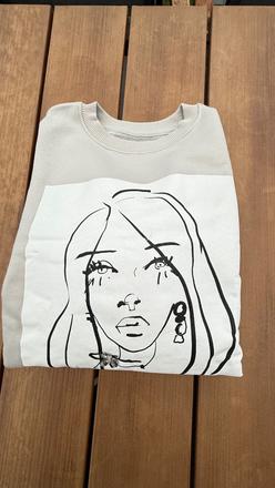 Mikina s tvárou a štrasom zara, zara,152