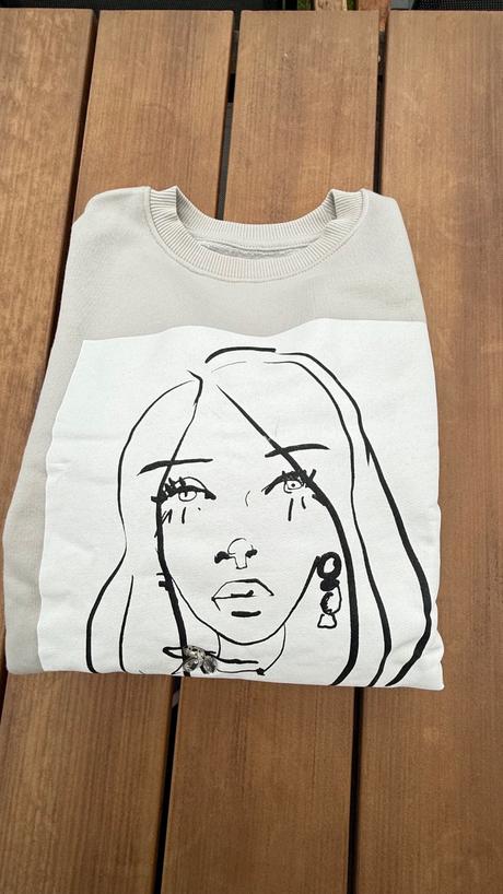 Mikina s tvárou a štrasom zara, zara,152