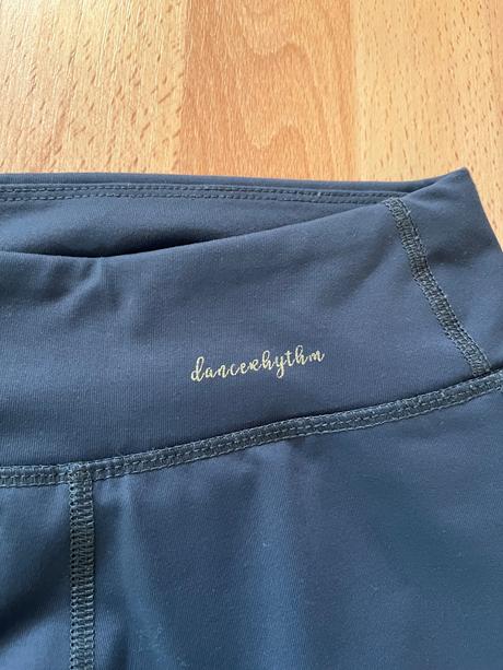 Športové legíny, pompdelux,152