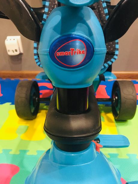 Smartrike trojkolka 4in1, 