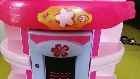 Barbie kuchynka s príslušenstvom,