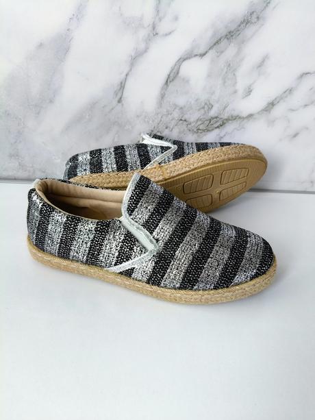 Espadrilky strieborno-čierne, 37