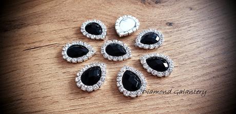 Štrasová slzička - 17 x 21 mm,